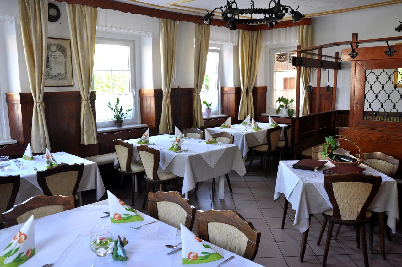 Guesthouse Osvald Жировница Экстерьер фото