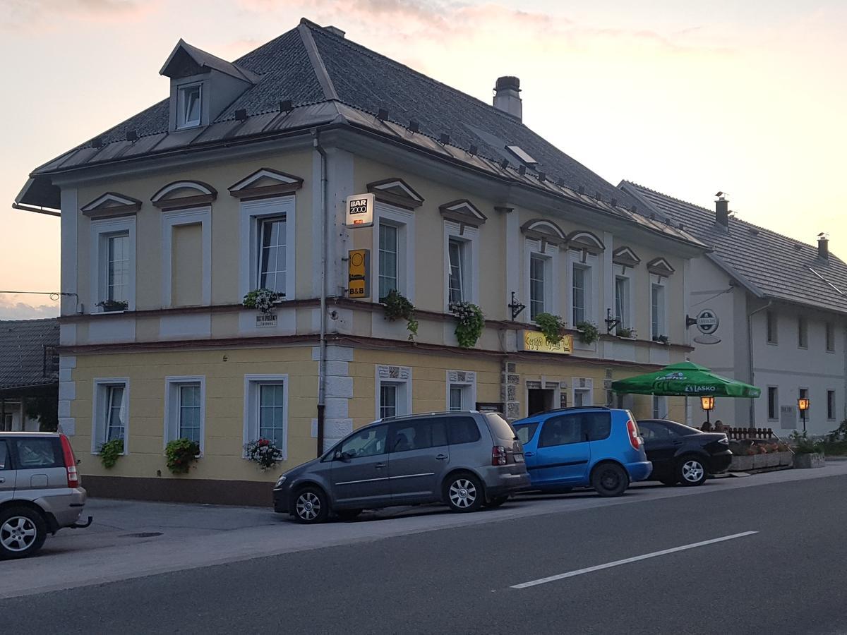 Guesthouse Osvald Жировница Экстерьер фото