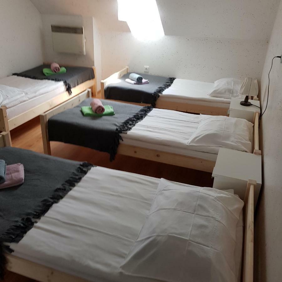 Guesthouse Osvald Жировница Экстерьер фото