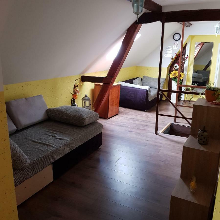 Guesthouse Osvald Жировница Экстерьер фото
