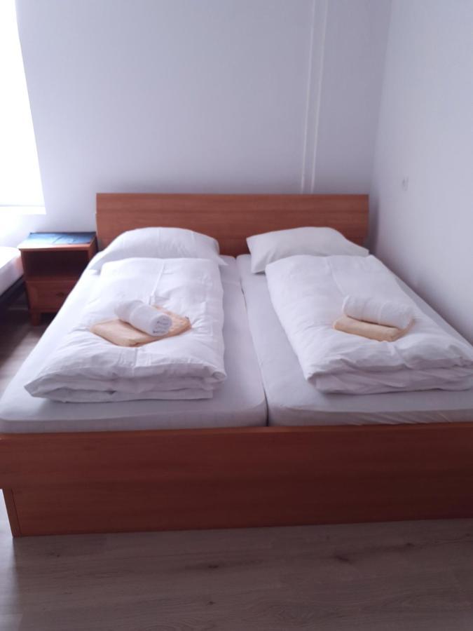 Guesthouse Osvald Жировница Экстерьер фото