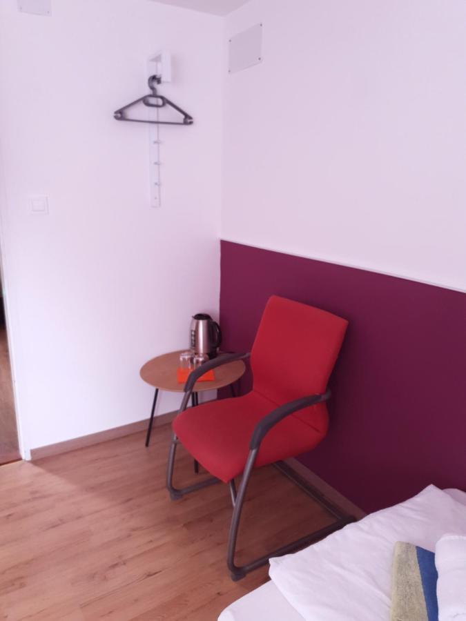Guesthouse Osvald Жировница Экстерьер фото