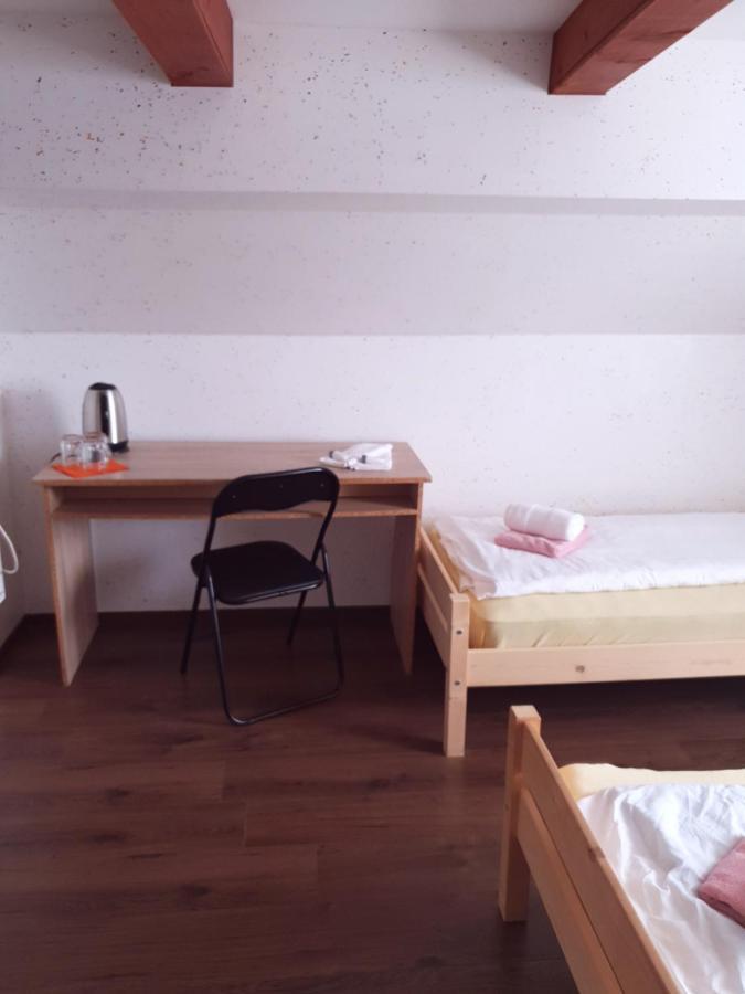 Guesthouse Osvald Жировница Экстерьер фото